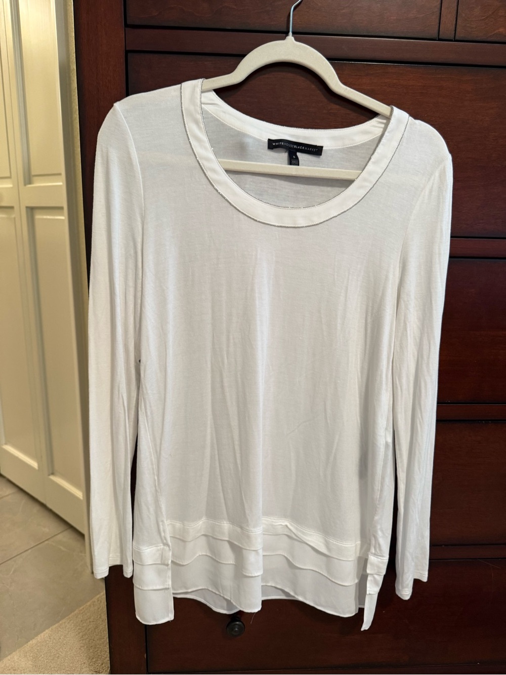 White House Black Market White Long-Sleeve Layered-Hem Tee Top